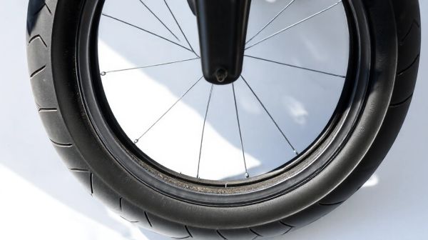 Top astuces pour sélectionner un pneu moto 120 70 R17 adapté